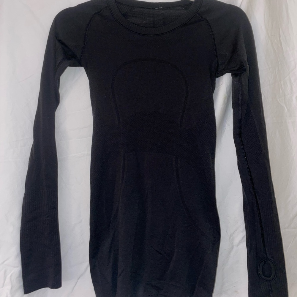 Lululemon Black Long Sleeve Shirt